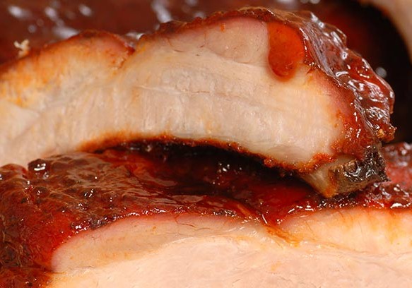 MORALON - Costillas de cerdo con salsa barbacao asadas a baja temperatura. Máxima calidad